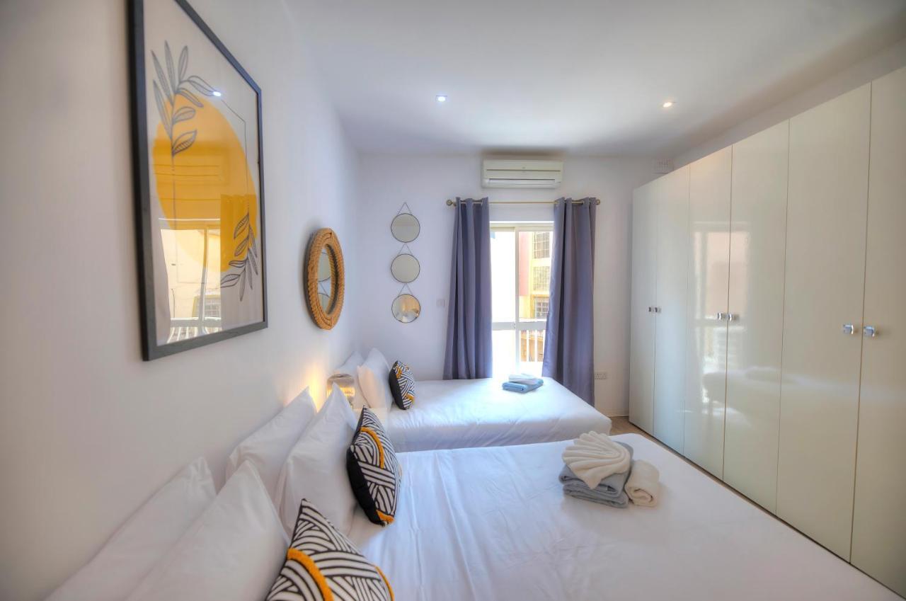 Spacious 4 Bedrooms With Sea View Balcony Goslm-3 斯利马 外观 照片