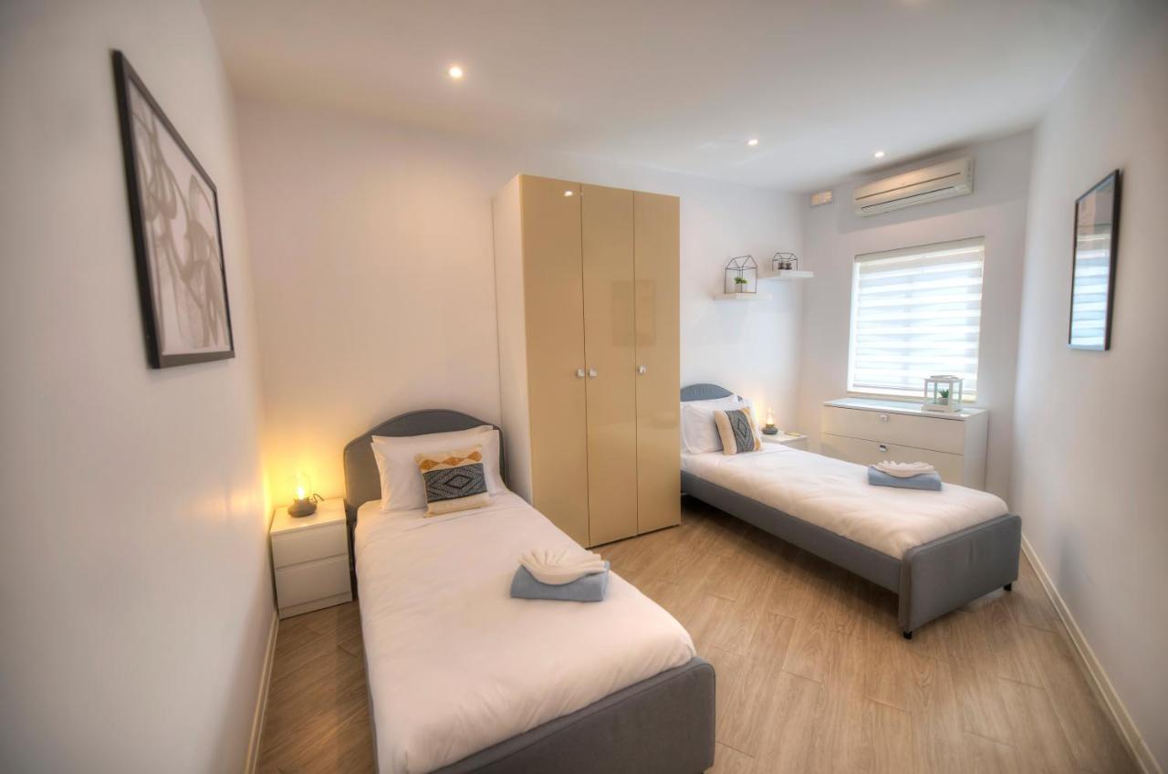 Spacious 4 Bedrooms With Sea View Balcony Goslm-3 斯利马 外观 照片